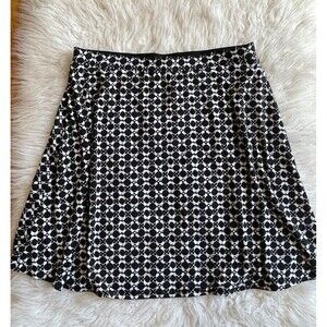 Stitch Fix 41 Hawthorn  Size M Abbie Black White Skirt Black Stretch D14